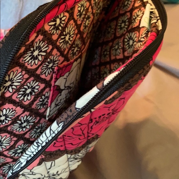 Vera Bradley tablet cover and change holder - Picture 2 of 3